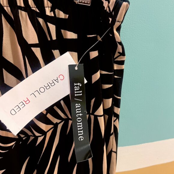 Swingy Neutral Leaf Print Skirt Flare | NWT Sz 12 - Picture 3 of 6